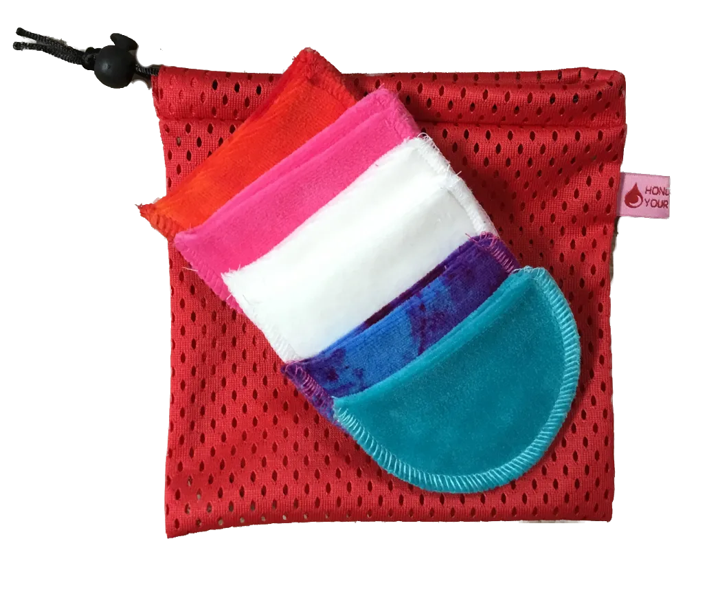 10 Reusable Makeup Wipes   Wash Bag