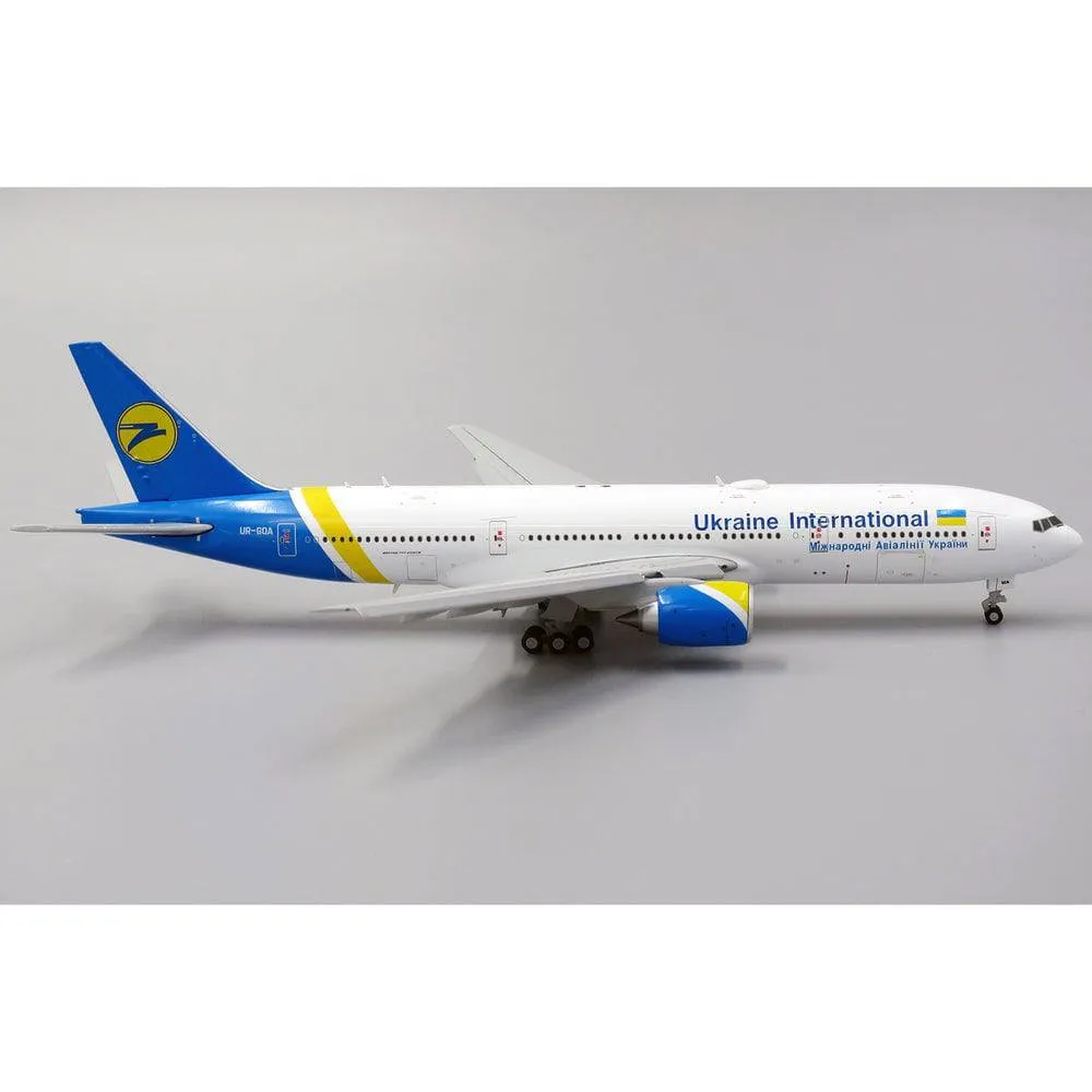 1/400 Ukraine Intl. AL URGOA Flaps Down
