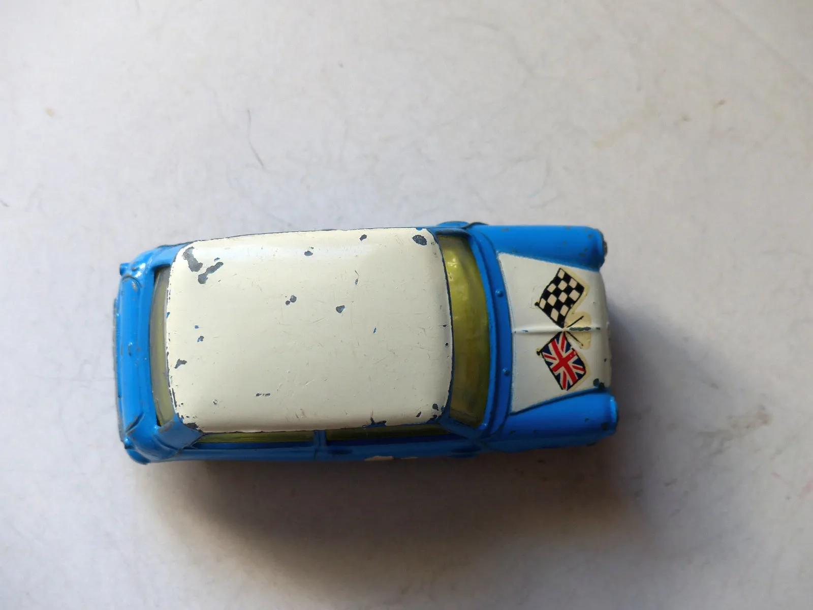227 Morris Mini-Cooper in blue / white, scarce version (5)