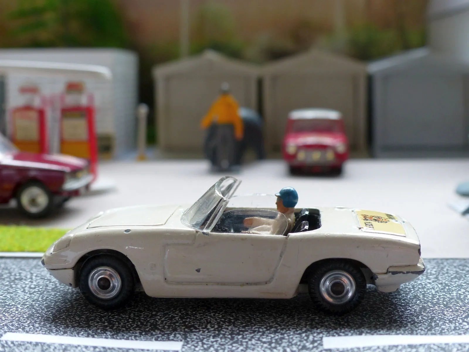 318 Lotus Elan in *white* with good original box