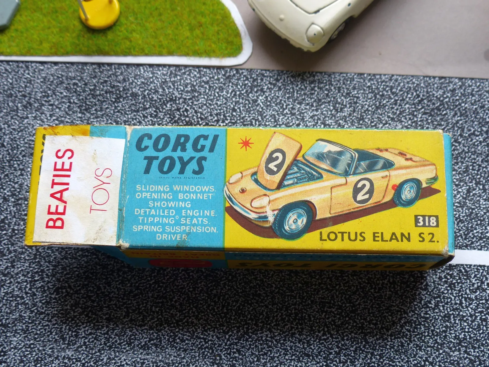 318 Lotus Elan in *white* with good original box