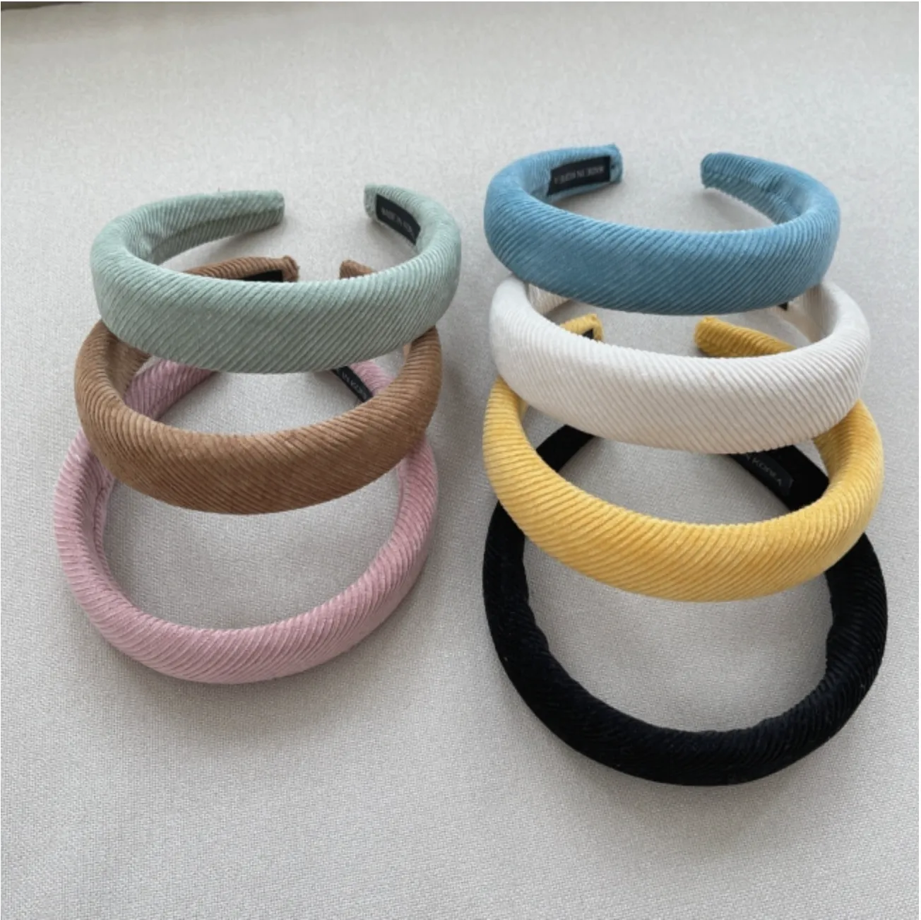 CHARLOTTE Padded corduroy headband