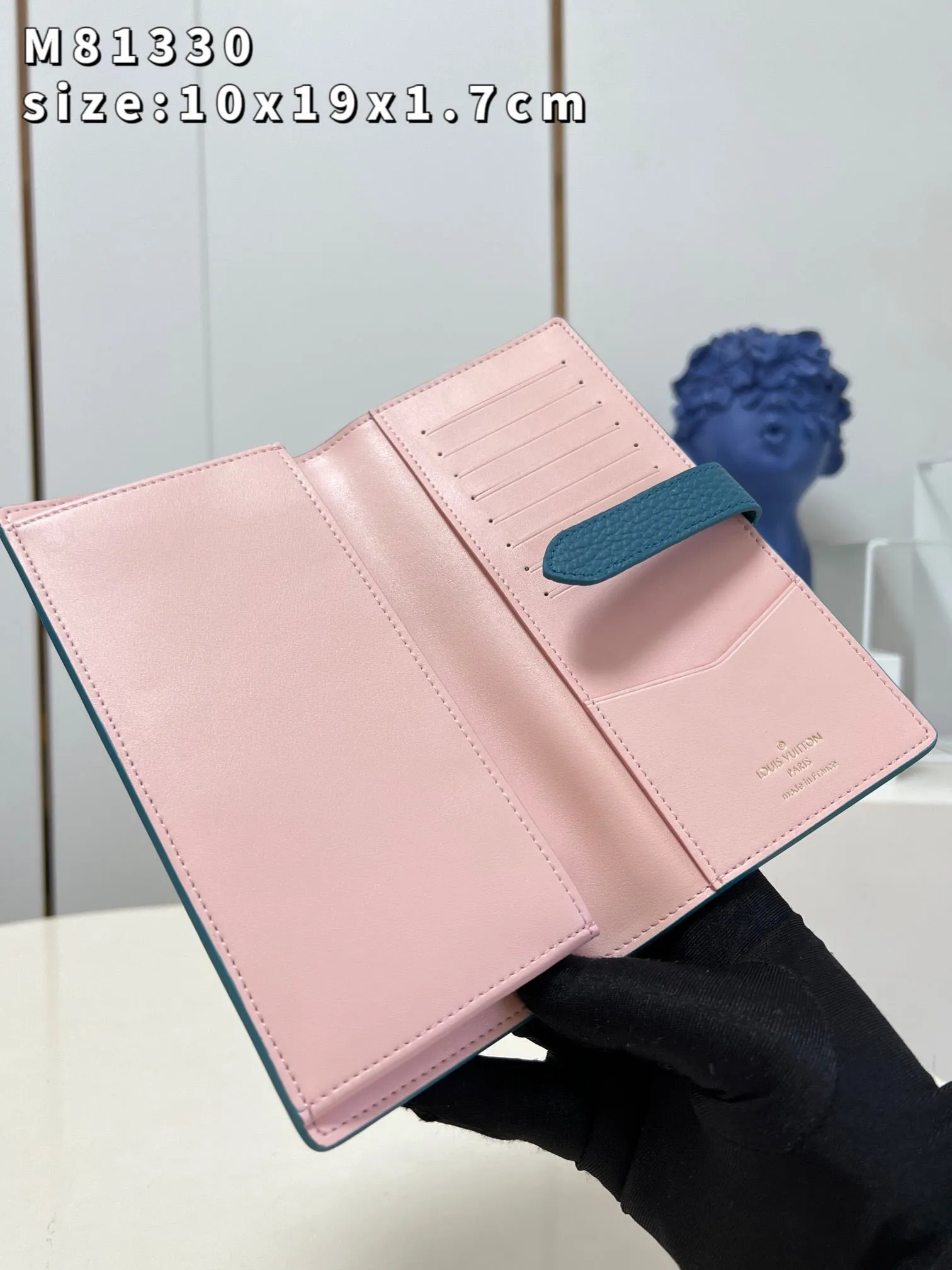LB719 Vertical Wallet / HIGHEST QUALITY VERSION / 3.9 x 7.5 x 0.7 inches