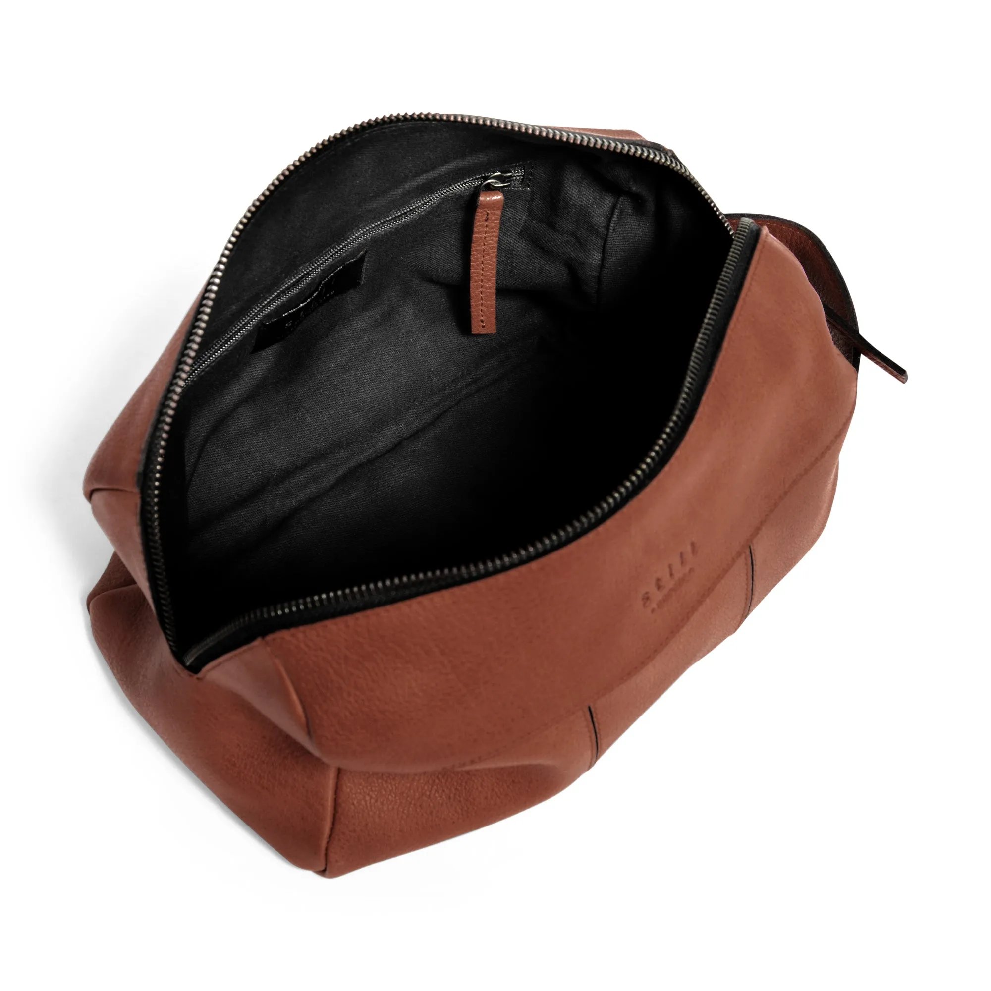 stillRichard Toiletry Bag