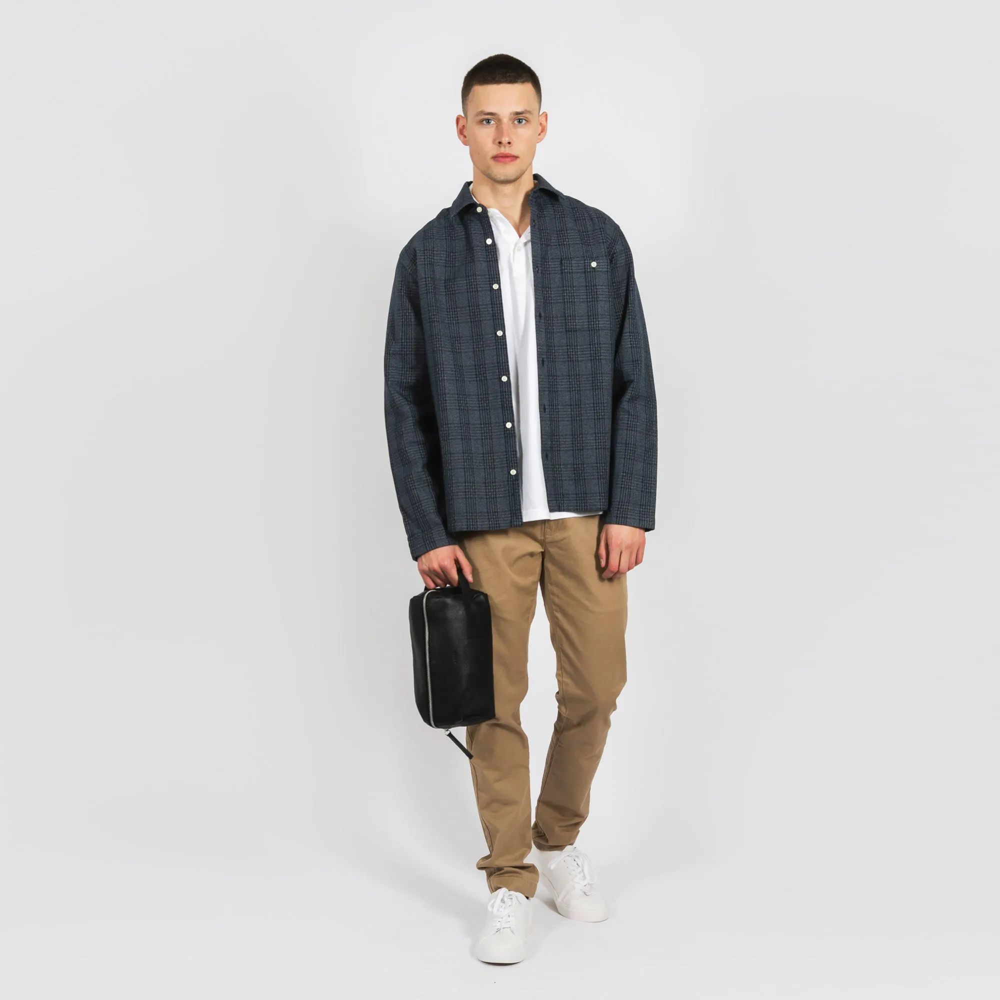 stillRichard Toiletry Bag